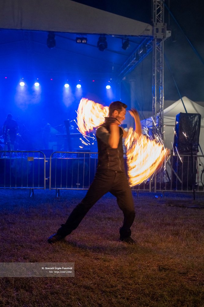 tűzzsonglőr 0059.jpg