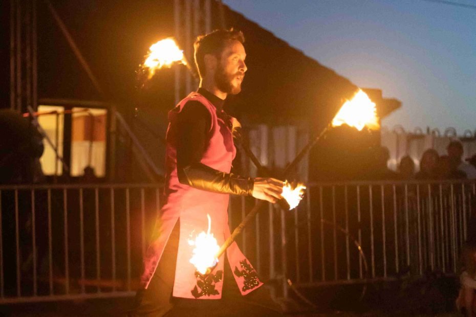 tűzzsonglőrök 1008.jpg