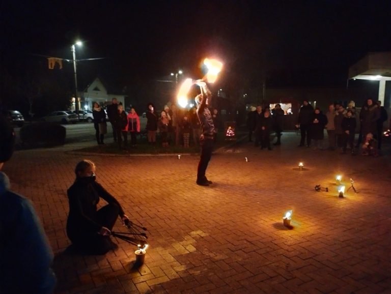tűzzsonglőrök 1041.jpg